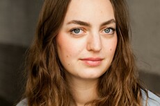 Dana Vowinckel Portrait_© Heike Steinweg/Suhrkamp Verlag 