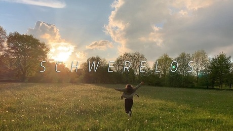 Schwerelos © The Young ClassX e.V. Schwerelos © The Young ClassX e.V.