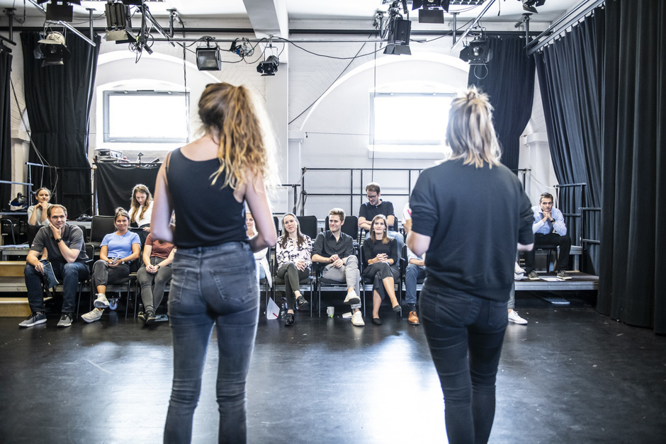 DISCOVER – leadership training through arts DISCOVER – leadership training through arts